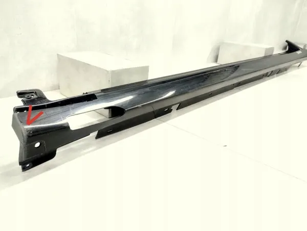 Plinthe gauche BMW X3 G01 X4 G02 17- OEM image 4