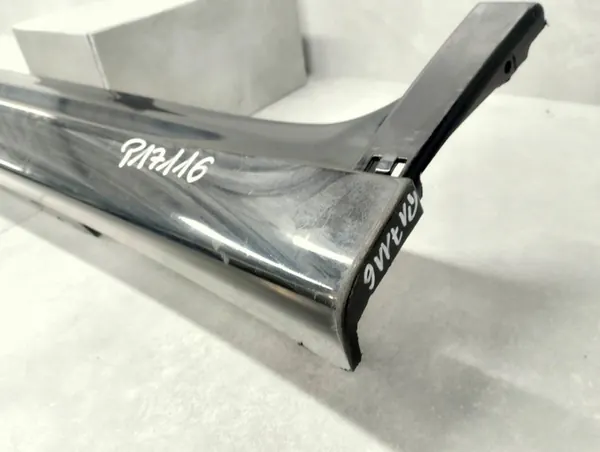 Plinthe gauche BMW X3 G01 X4 G02 17- OEM image 6