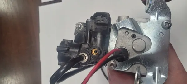 Gebruikte FEBI BILSTEIN Luchtcompressor OEM 192680 image 3