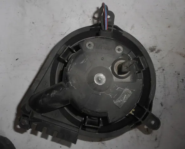 Ventilador Sprinter W901 Vito W638 651673L image 2