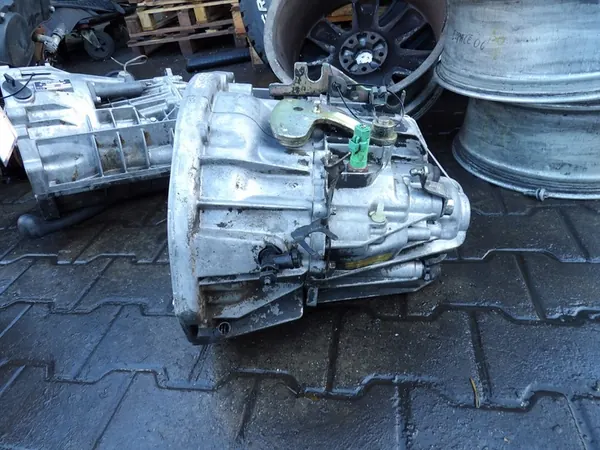 Manuaalivaihteisto Renault Laguna II Lift PK6382 1.9 DCI image 2