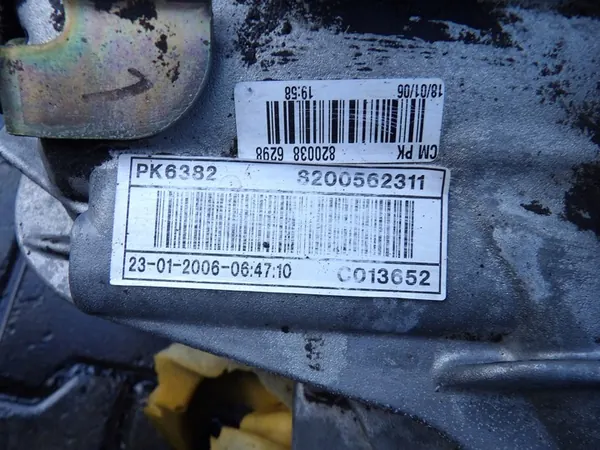 Manuaalivaihteisto Renault Laguna II Lift PK6382 1.9 DCI image 6