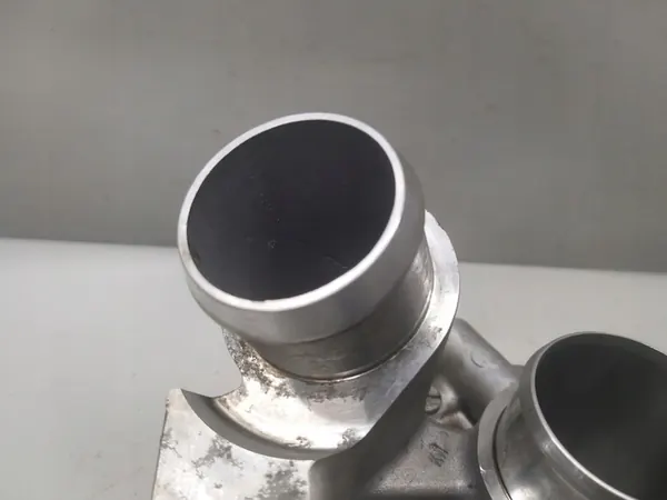 Carcaça de Turbo K03 1.6 THP image 8