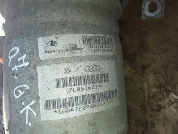 Begagnad Audi OE Bakre höger luftfjädring 7L0512345 image 4