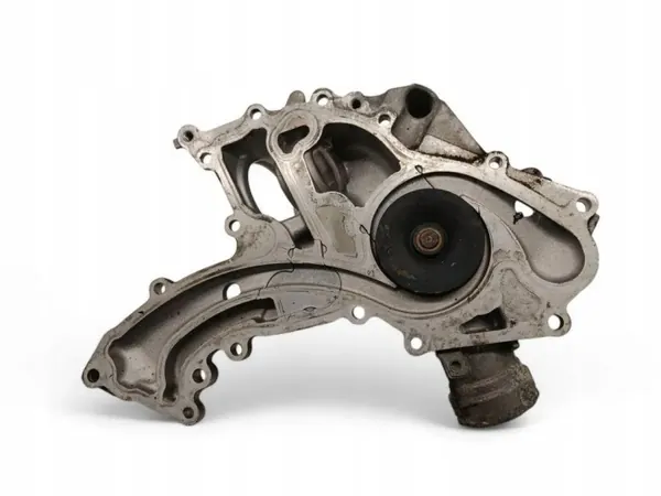 Mercedes-Benz Vesipumppu OEM A2782010007 - Käytetty image 2