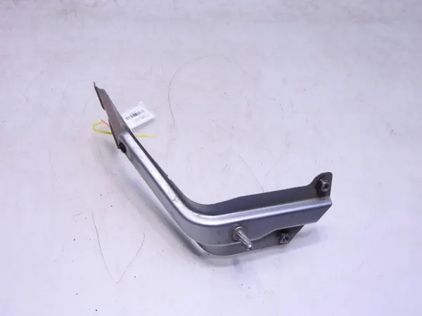 Suporte de para-lamas OEM 1T0821135C - Estado usado image 6