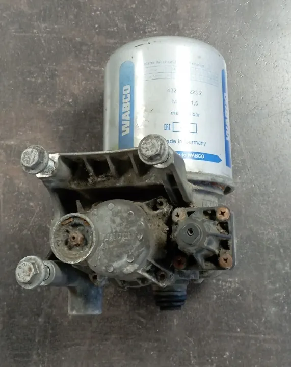 WABCO Ilmankuivain OEM 4324160010 - Käytetty kunto image 3