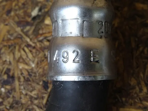 AUDI A3 8P TT 8J Vesiputki 06J121492E image 8