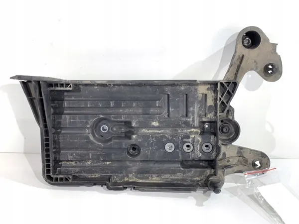 Batteriehalterung OEM 5Q0915321H für Audi A3 8V 2.0 image 2