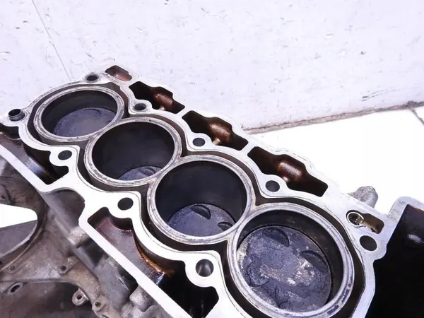 Motorblock PSA5F01 för Peugeot 3008 I 1.6 VTi image 8