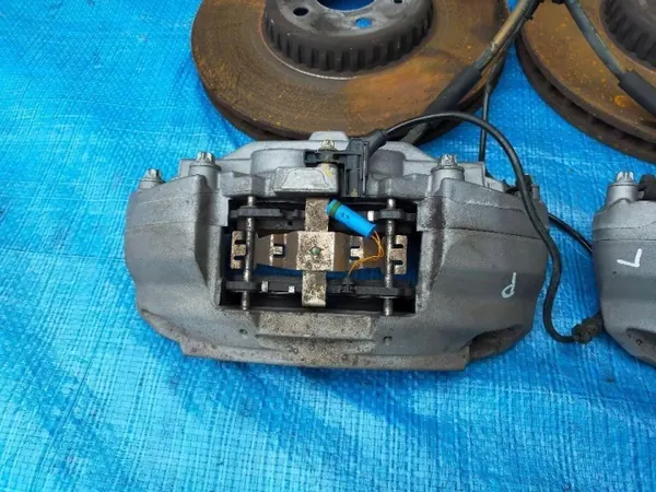 Mercedes GLC W253 etujarrukit OEM 3101261901 image 3