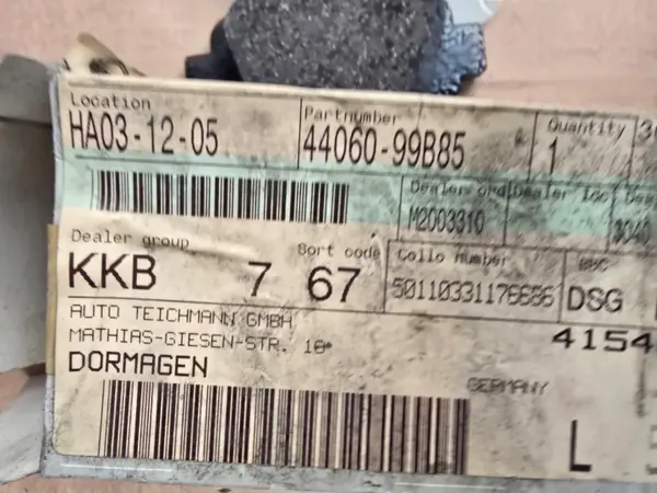 Bromsbelägg OEM 44060-99B85 - Nissan OE image 3
