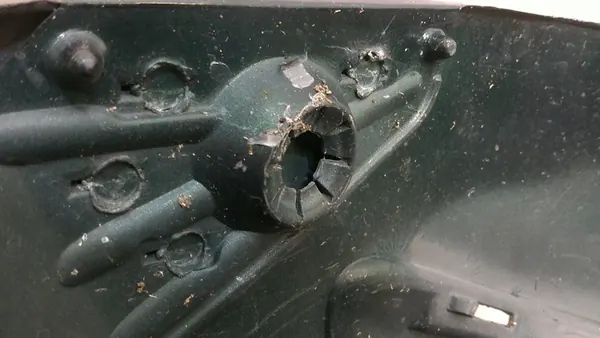 Paraurti posteriore Toyota Yaris 04.99 - 03 OEM F9D9BABD image 8