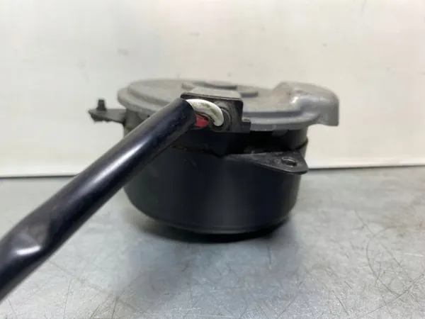 Subaru Ascent Kühlerlüfter OEM 2680007261 - Gebraucht image 4
