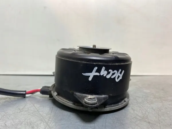 Subaru Ascent Kühlerlüfter OEM 2680007261 - Gebraucht image 5