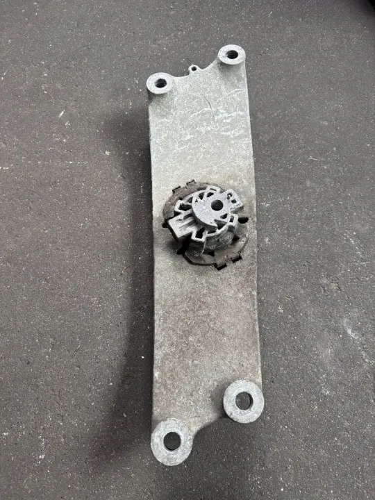 Support de boîte OEM 732216149993 pour Alfa Romeo image 2