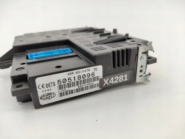 Module de commande Blu&Me Alfa Romeo Mito 50518096 image 4