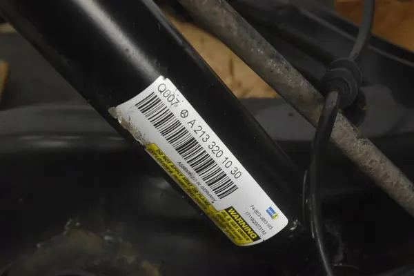 Mozzo di sterzo braccio di controllo ammortizzatore posteriore destro Mercedes E W213 image 4