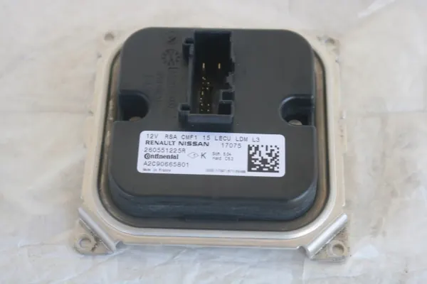Module Convertisseur Renault Nissan OEM 260551225R image 3