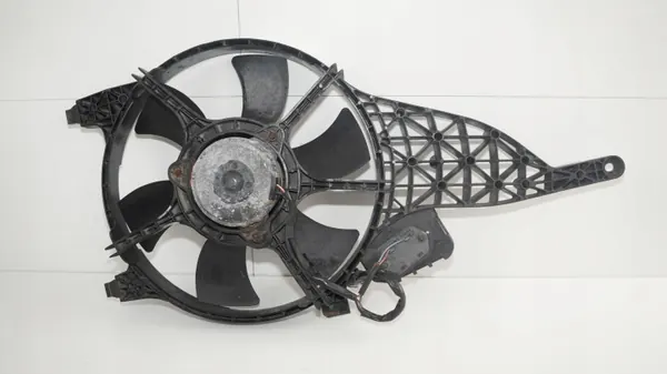 Ventilador de arrefecimento OEM 360183872 Nissan Navara D40 image 5