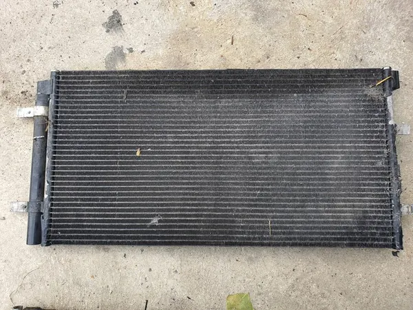 AC-kondensaattori Audi A4/S4 (B8) 8K0260401D image 5