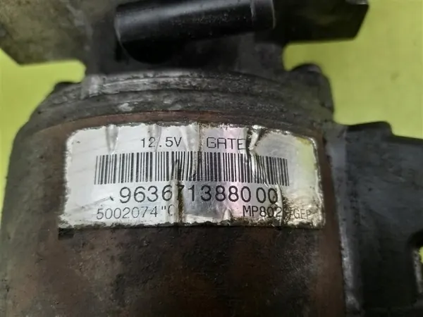 Bomba suspensión Citroen C5 II OEM 963671388000 image 5