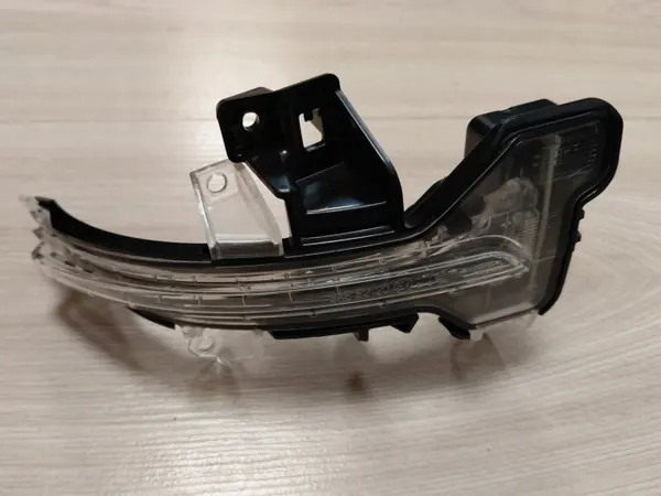 Intermitente LED OE Nissan - Espejo derecho X-Trail T33 image 5
