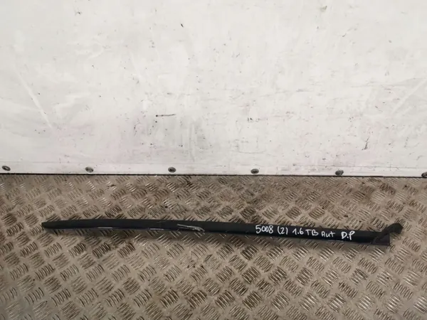 Joint/Écran pare-brise avant OEM FBZ10673 pour Peugeot image 2