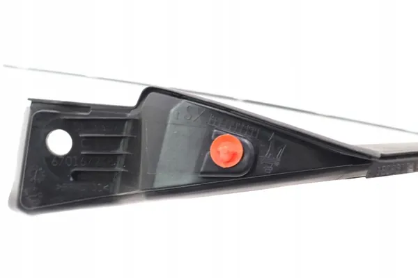 Joint de pare-brise gauche Maserati Grecale OEM 670167248 image 4