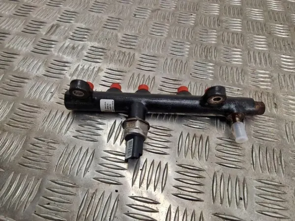 OEM 9674300080 Rail de inyección para Citroën C4 Grand Picasso image 2