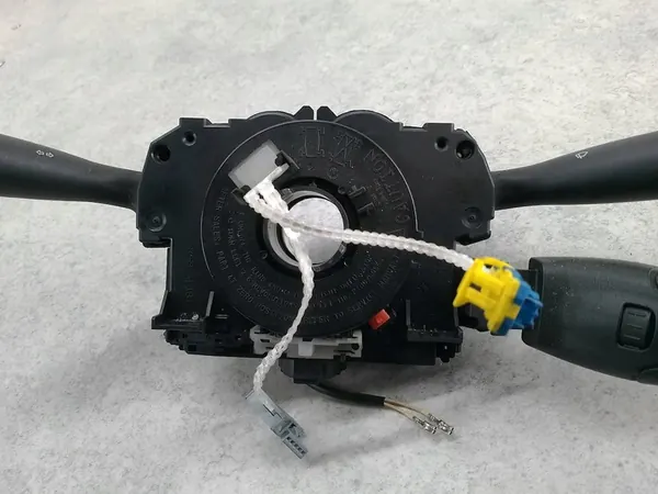 Combinatieschakelaar Citroen Berlingo II 98200124XT image 2