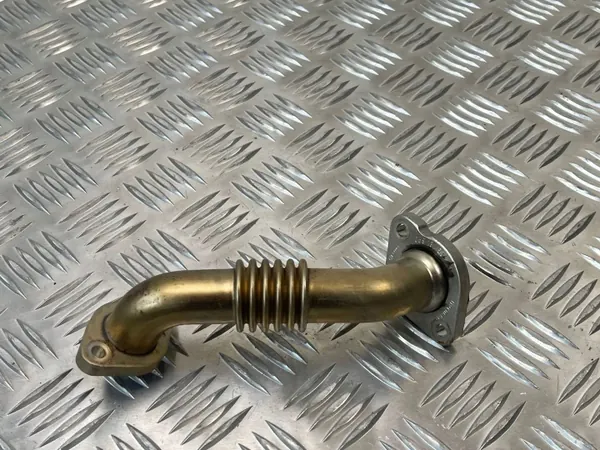 Tuyau EGR d'occasion OEM 059131534A VW Touareg image 2