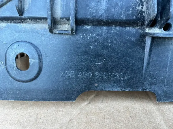 Audi OE Alapuskuri 4G0807611E image 8