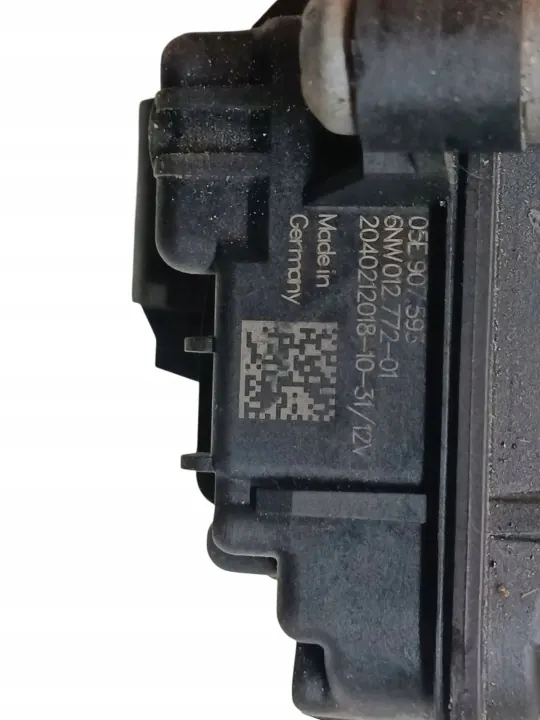 Régulateur Pompe à Eau OEM 05E907593 Skoda Scala image 3
