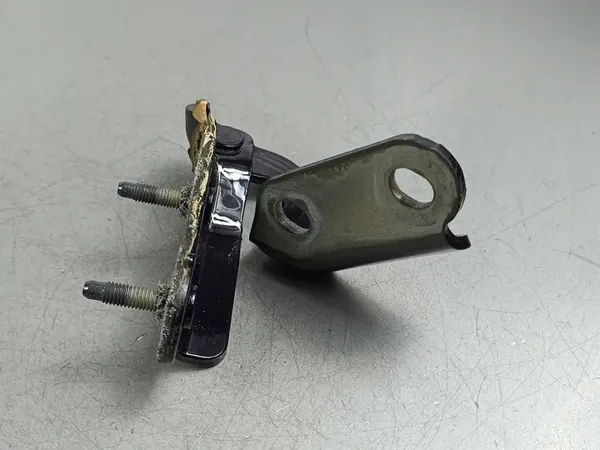 Charnières de hayon Ford Escape IV 2022 990HA image 2