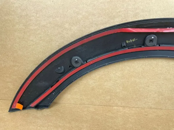 OEM 8K9853817A Kotflügelleiste Links Hinten Audi A4 B8 image 4