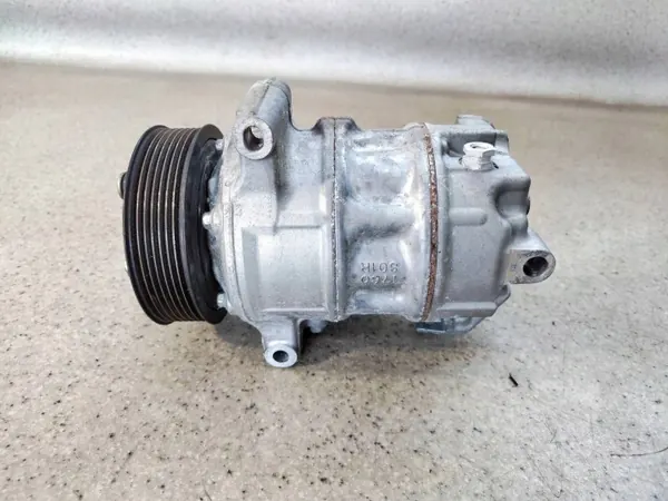 Compressor AC 926001268R para Renault Megane IV 1.3 image 4