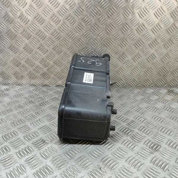 Audi A4 (8W2, B9) 2.0L Essence DPF 8W0201797M image 4