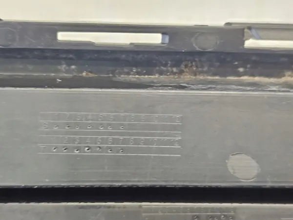 Griglia destra VW Caddy III 2014-2019 image 10