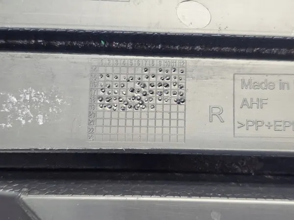 Griglia destra VW Caddy III 2014-2019 image 9