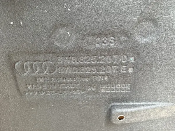 Escudo inferior esquerdo Audi A5 8W OEM 8W6825207D image 3