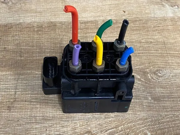 Distributeur compresseur Porsche OE OEM 15-1524-0027.2 image 2