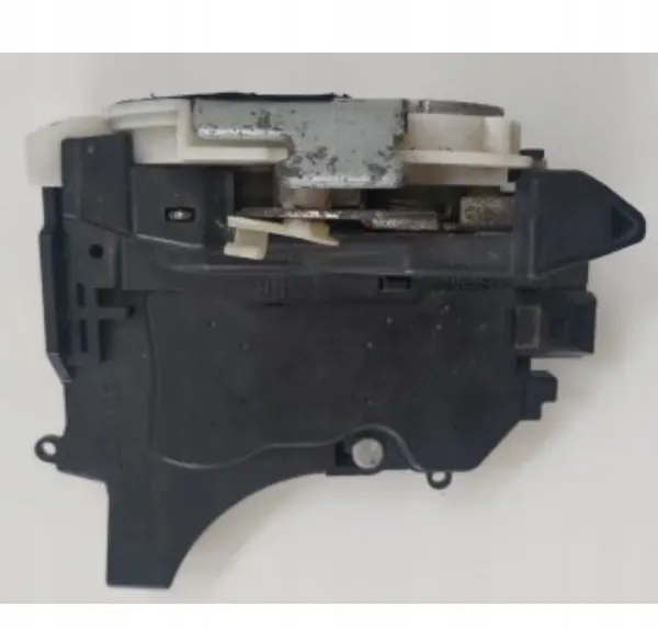 Mitsubishi Dörrlås OEM 5715A422 MN167832 Begagnad image 2