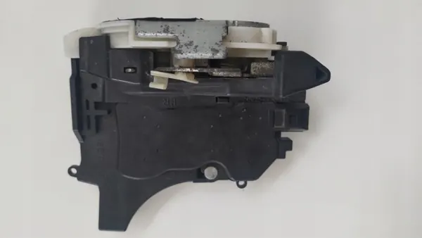 Mitsubishi Dörrlås OEM 5715A422 MN167832 Begagnad image 4