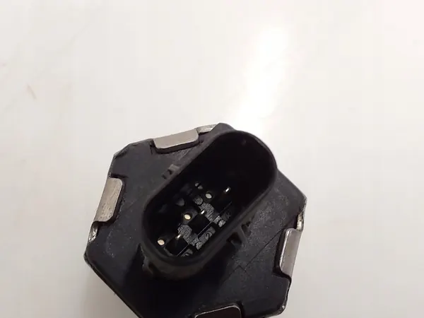 Brandstofdruksensor Citroen Berlingo 9810824880 image 3