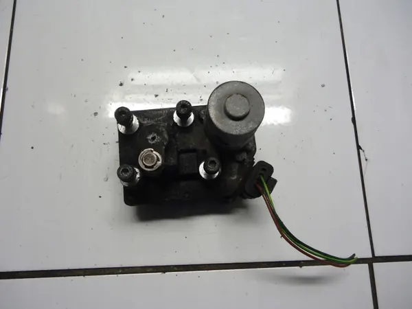 Actuateur Turbo Mercedes Vito W639 A2C53165097 image 3