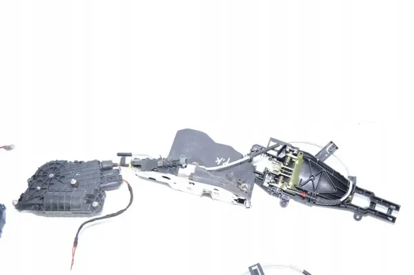 BMW X5 E70 Lock Set OEM 7167587 - Used image 3