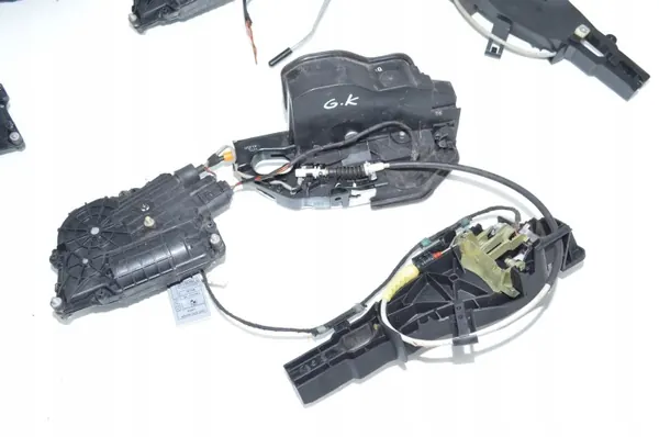 BMW X5 E70 Lock Set OEM 7167587 - Used image 9