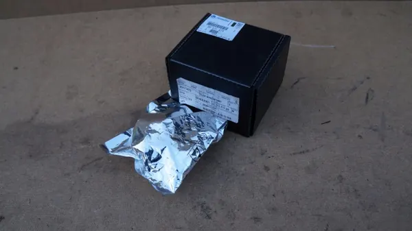 MERCEDES ADBLUE-pump OEM 9373513023 - Begagnad image 3