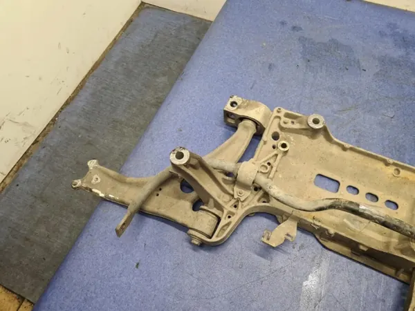 SIMAR-58410- Berceau avant pour Volkswagen Passat CC image 3